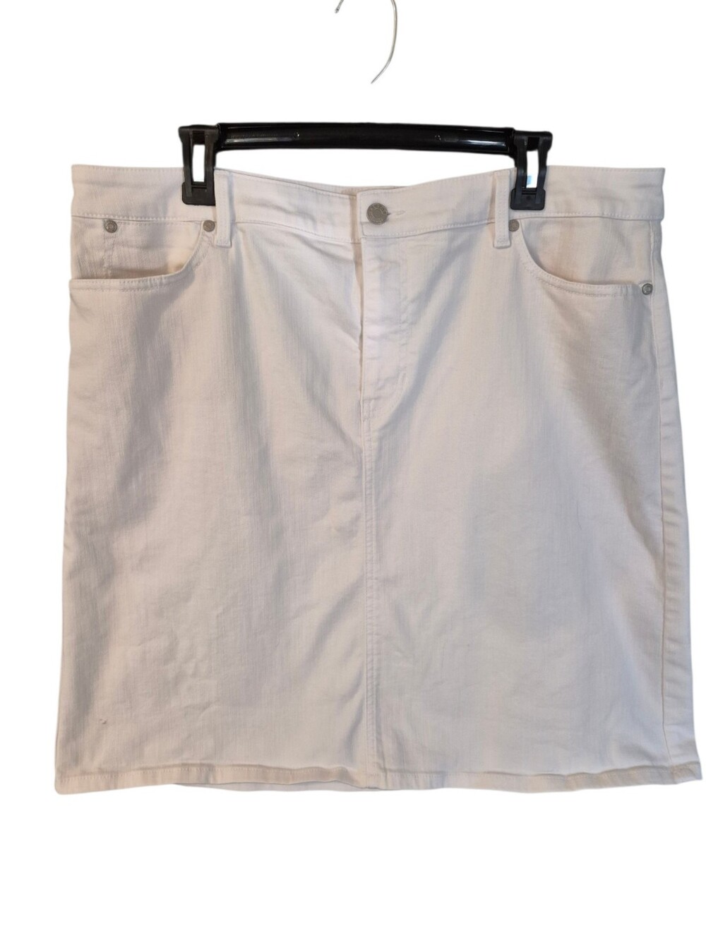 Talbots White denim skirt-  16.          L49